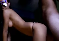 Chick verkauft Sexprodukte an sex movies gratis einen Zuhälter