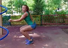 Mack Morgan ist eine xxx nackt heiße Brünette mit einem funktionierenden Hals