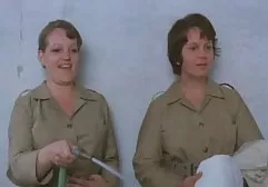 Das Mädchen ist anfangs grob unhöflich im Mund, so dass es fast erstickt. Und dann gleichzeitig und erotik sex gratis fick in Arsch und Fotze