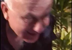 Die Brünette willigt ein, xxx kosten dass Omas Sex im Tor haben