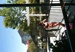 Geck fickt leidenschaftlich eine Blondine und Sperma auf xxx kosten sie