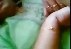 Und der Typ konnte nicht widerstehen und xxxvideos kostenlos schob ihr seinen Koffer zum Saugen und dann zum geilen Ficken